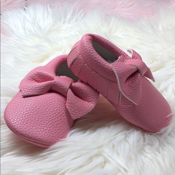 NEW! Girls pink pebble soft sole baby moccs - Picture 4 of 6